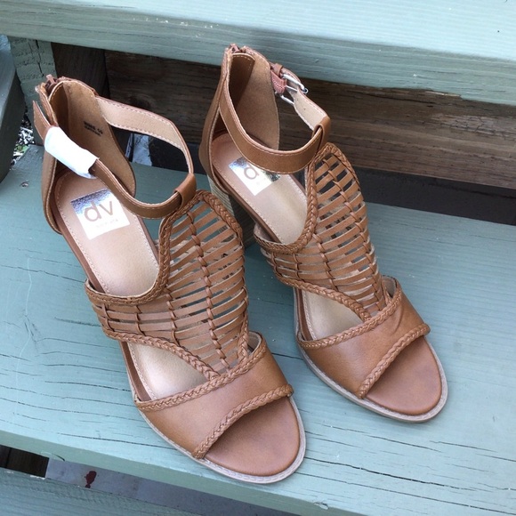 Dolce Vita Brown Chunky Heels  Woven Design Peep Toe Strappy Sandals NWT Size 10 - Picture 3 of 5